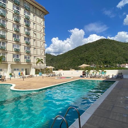 Flat 217 Granja Brasil - Com Piscina Em Itaipava Daire Petrópolis Dış mekan fotoğraf