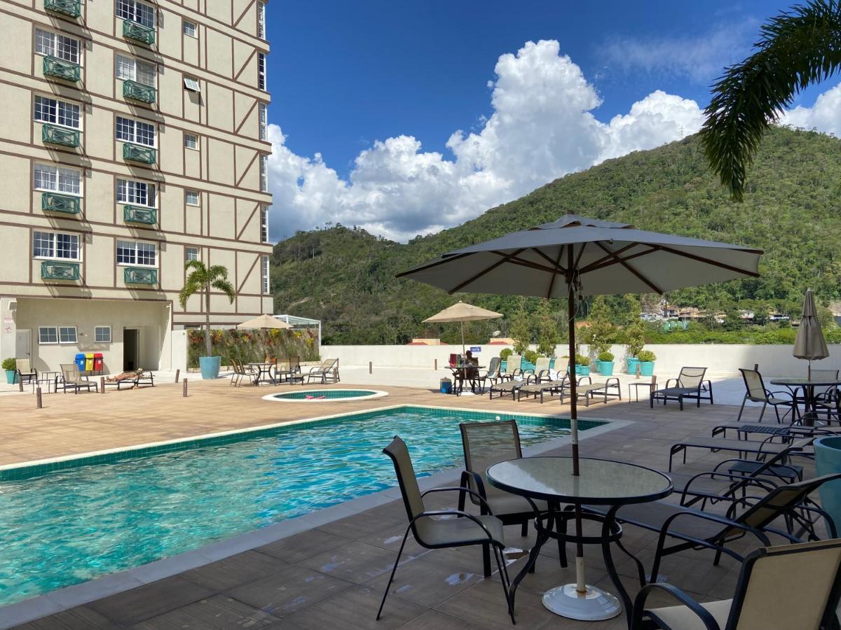 Flat 217 Granja Brasil - Com Piscina Em Itaipava Daire Petrópolis Dış mekan fotoğraf